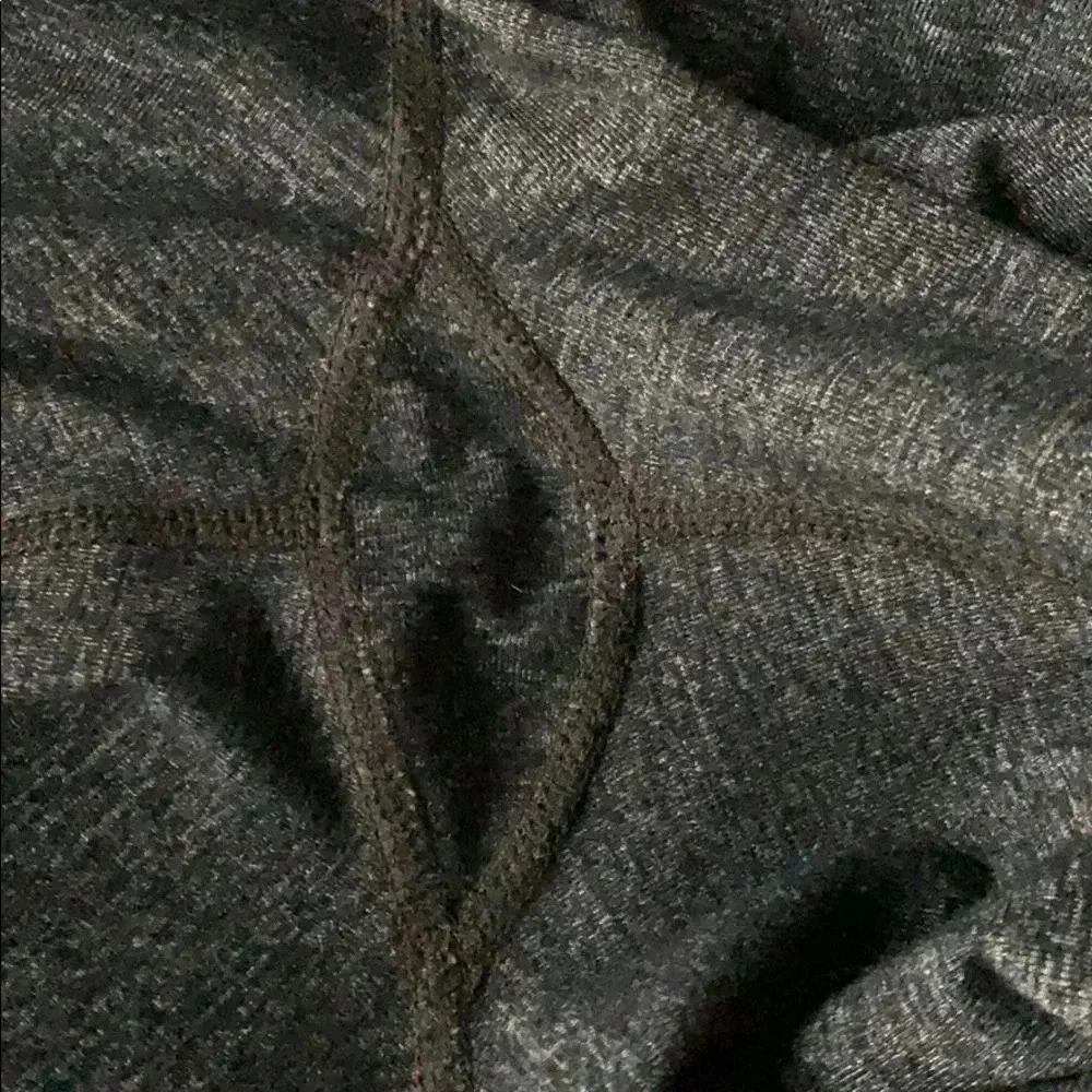 Lululemon groove crop